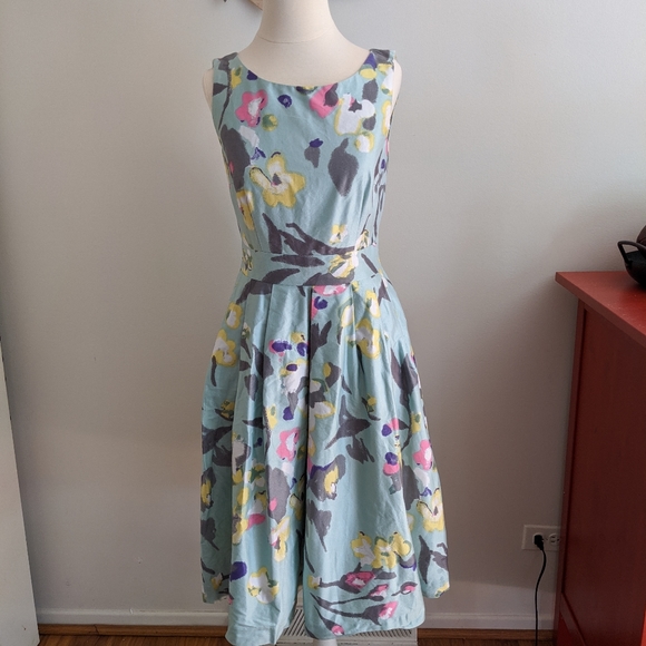 H&M Dresses & Skirts - ✨ H&M Floral Midi Dress 8